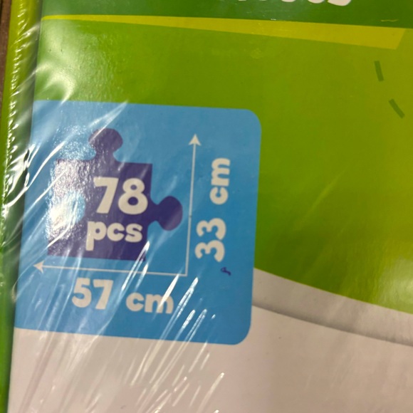 NWT Mapology World Map Puzzle with Countries, Flags and Capitals - Picture 8 of 14